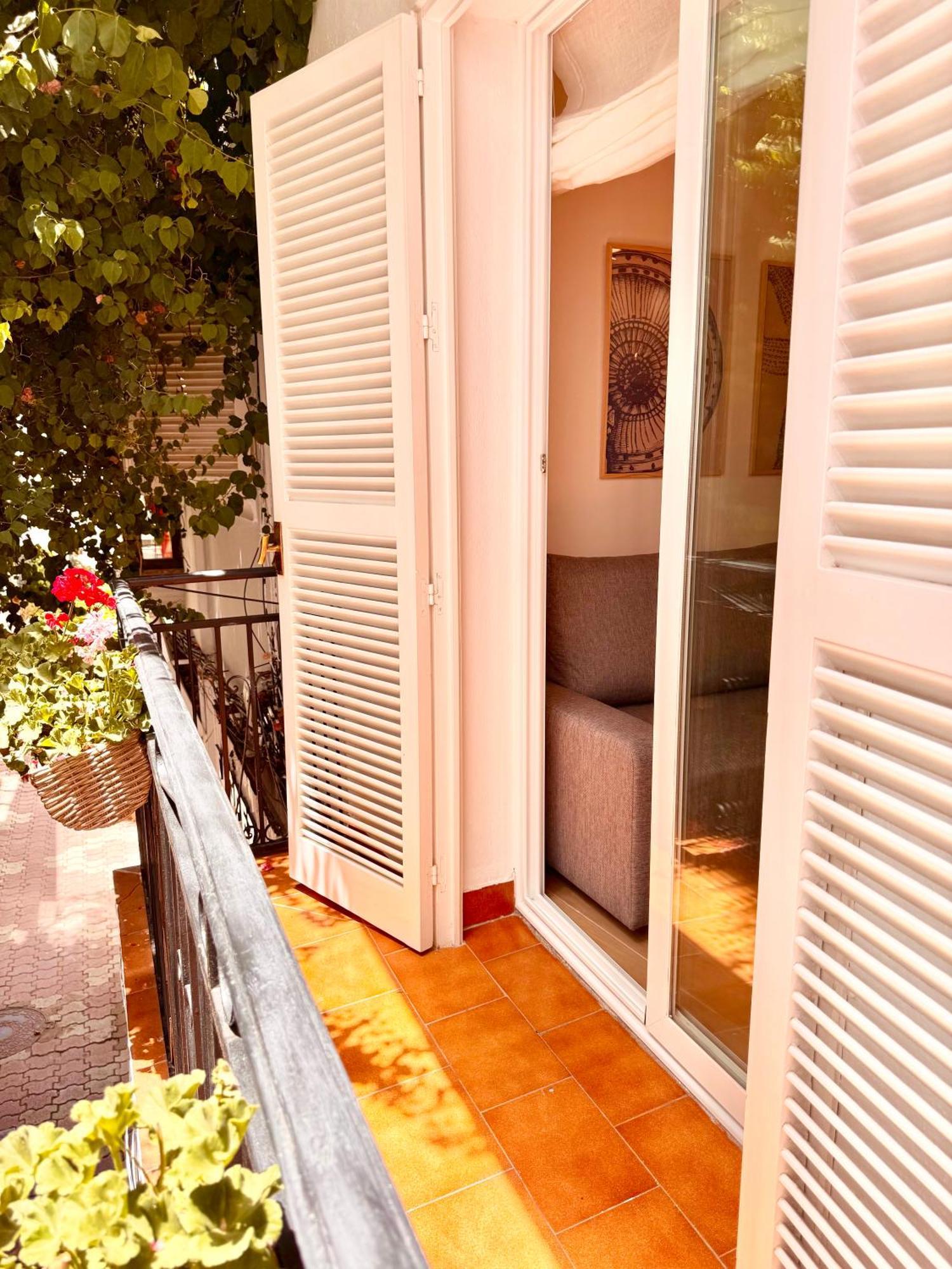 Ana Centro * Marbella